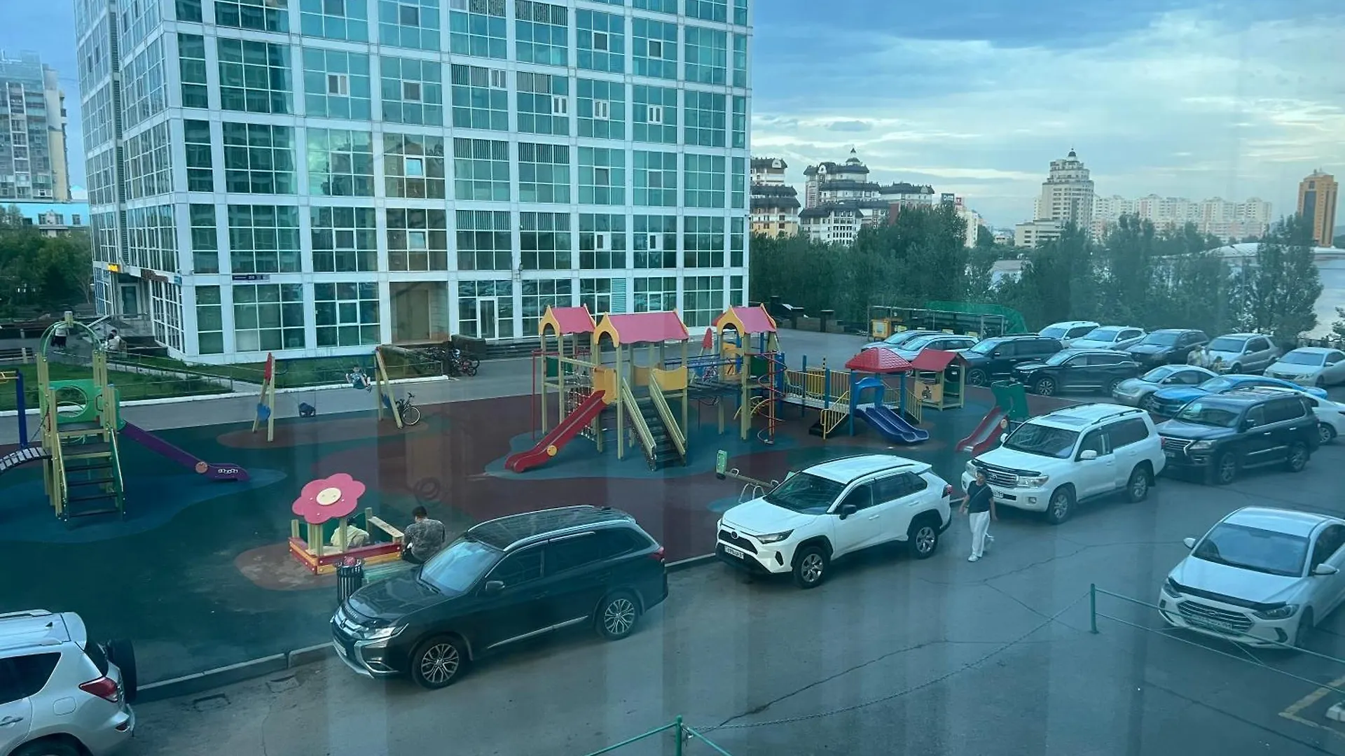 Apartment Гранд Алатау На Набережной Nur-Sultan  Kazakhstan